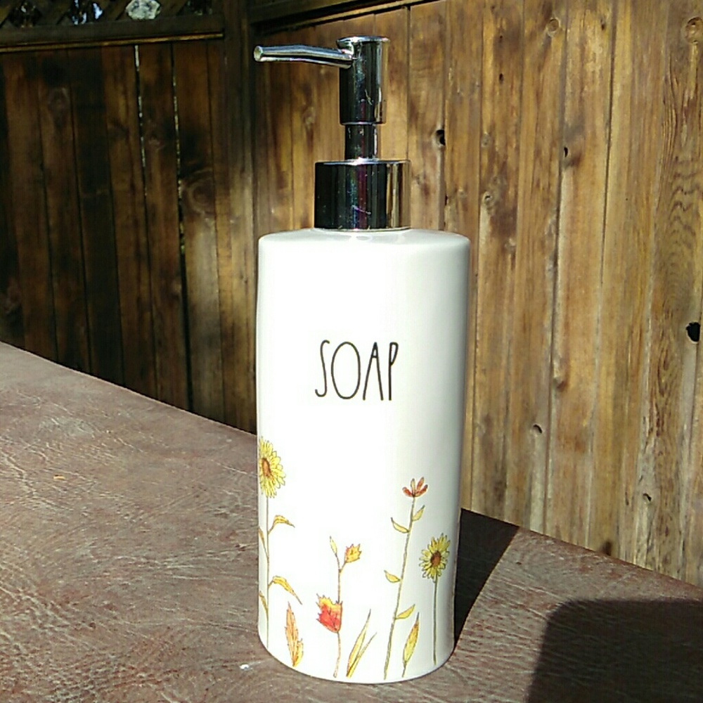 Rae Dunn Floral Soap Dispenser